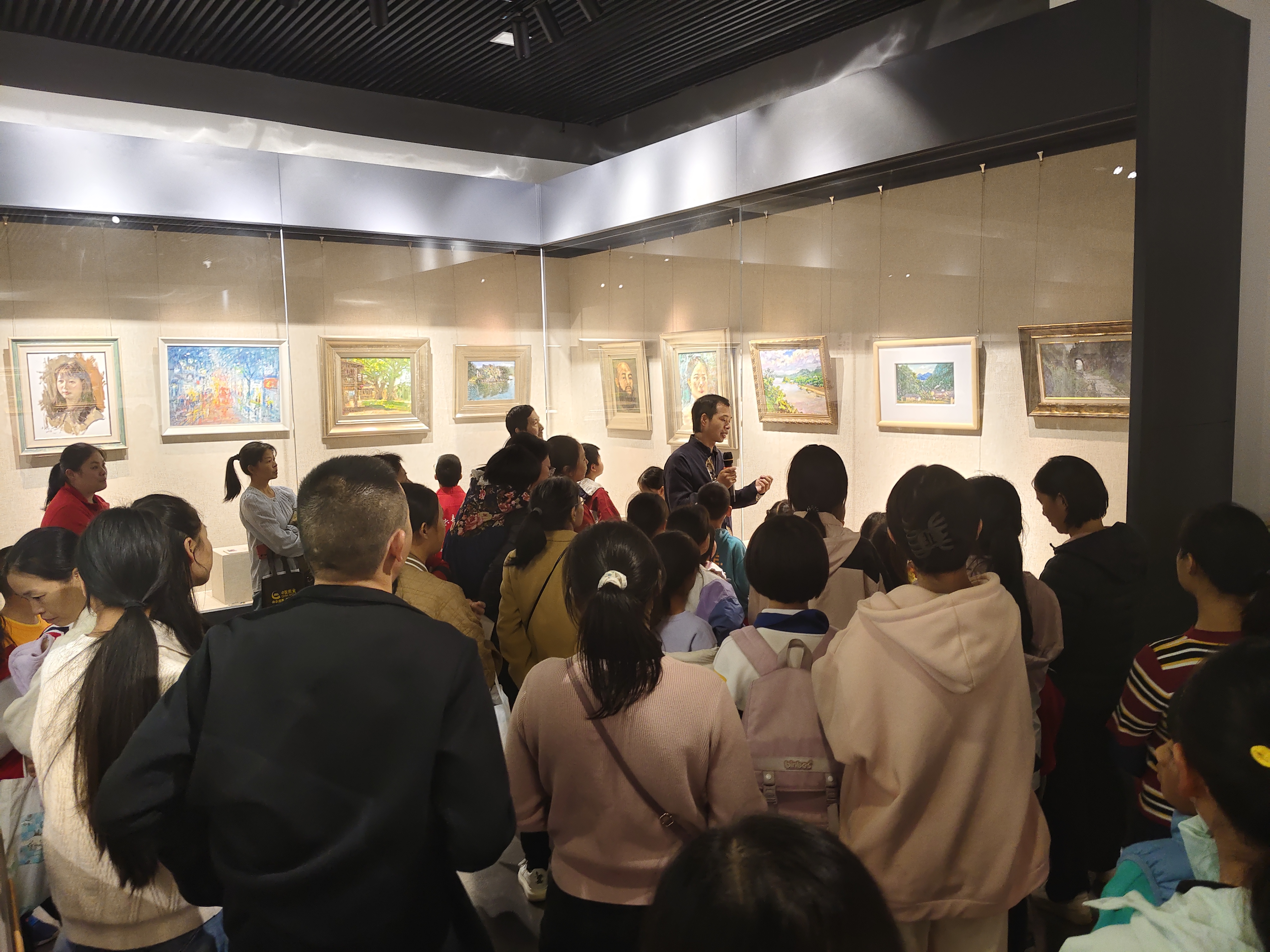 微信图片_20251105151439_511_40.jpg 微信图片_20251105151439_511_40.jpg